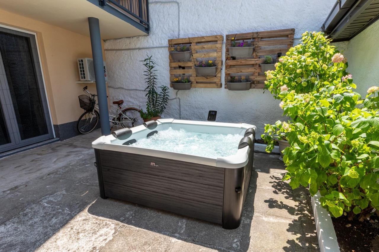 Self Check-In Apartment With Jacuzzi Мостар Экстерьер фото
