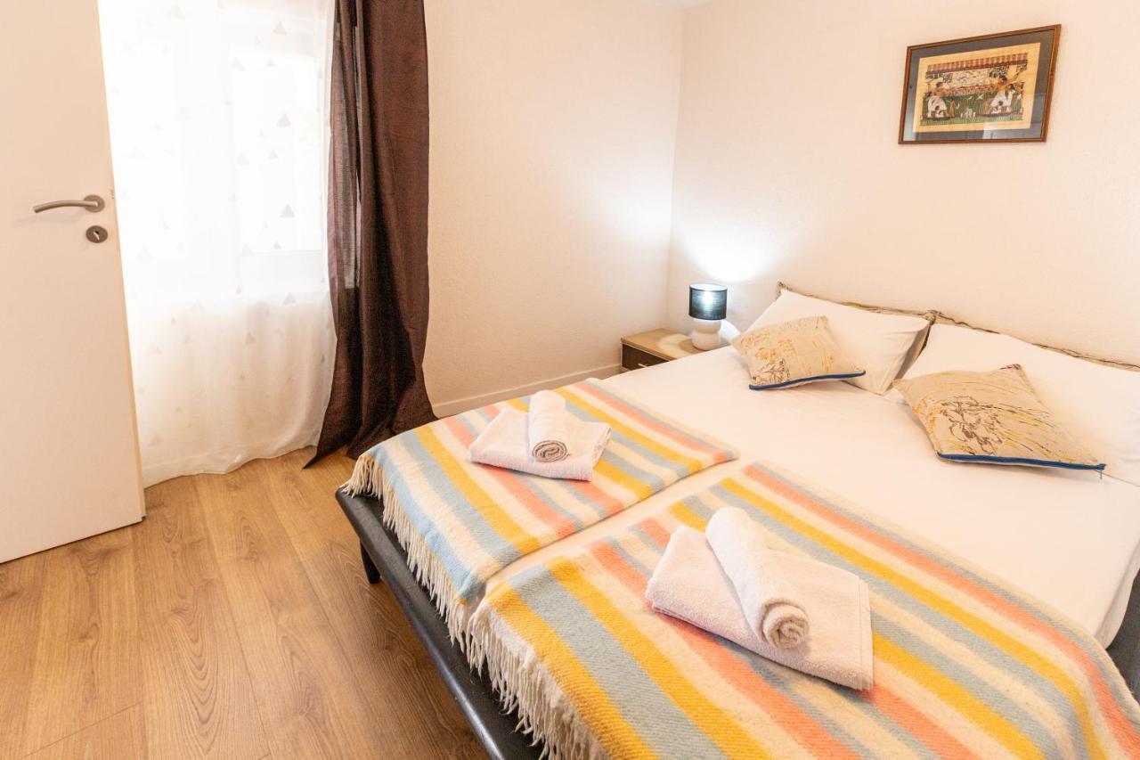 Self Check-In Apartment With Jacuzzi Мостар Экстерьер фото