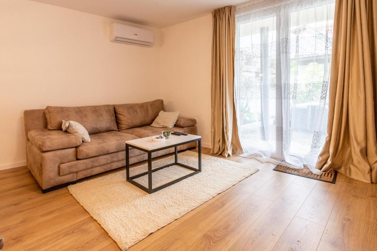 Self Check-In Apartment With Jacuzzi Мостар Экстерьер фото