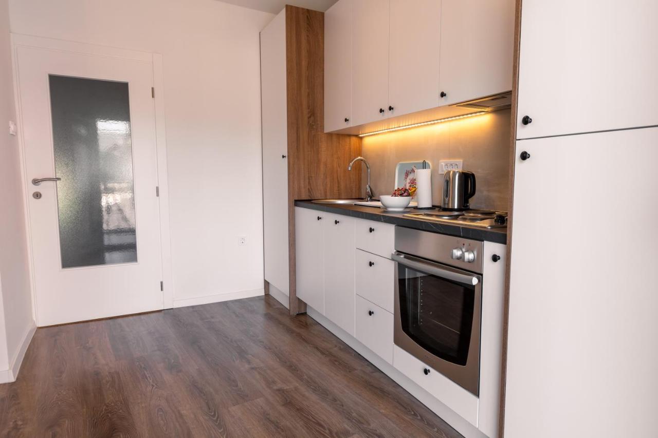 Self Check-In Apartment With Jacuzzi Мостар Экстерьер фото